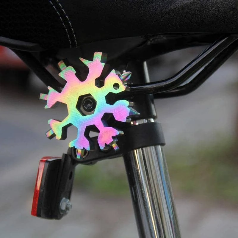 18-in-1 Edelstahl-Schneeflocken-Multi-Tool