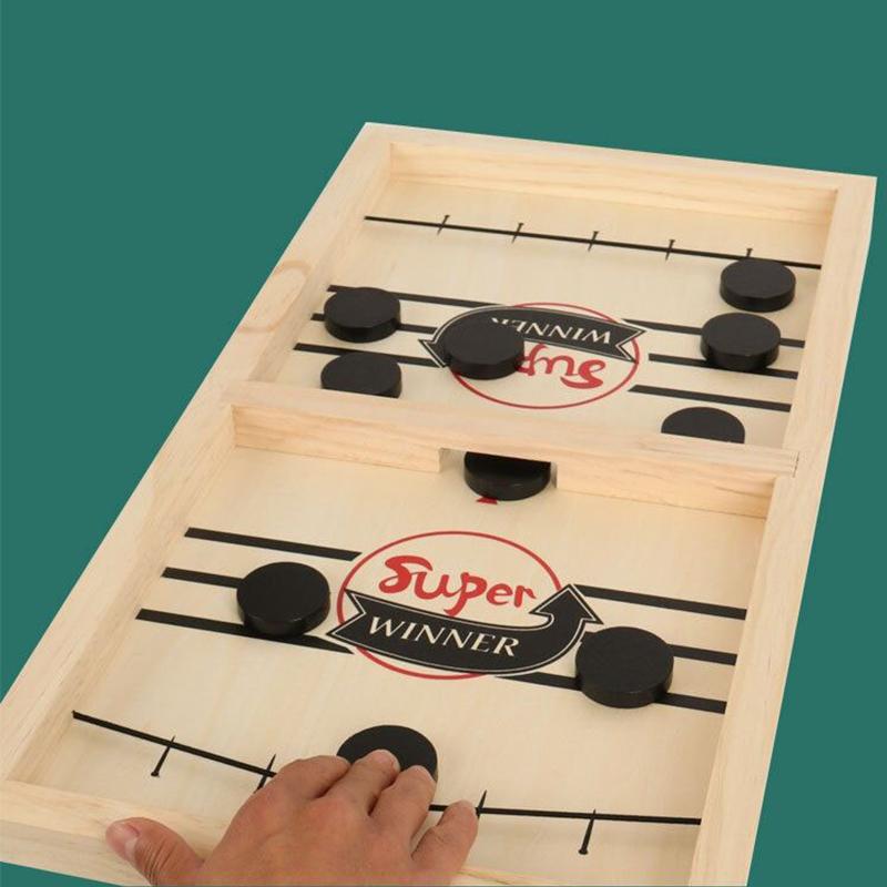 Holztischhockey Schießen Schach