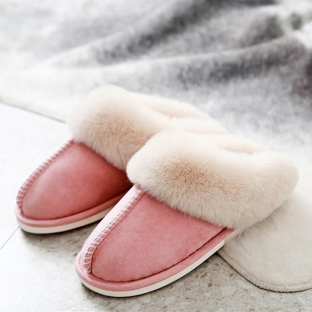Weiche Plüsch-Schuhe zum Hineinschlüpfen