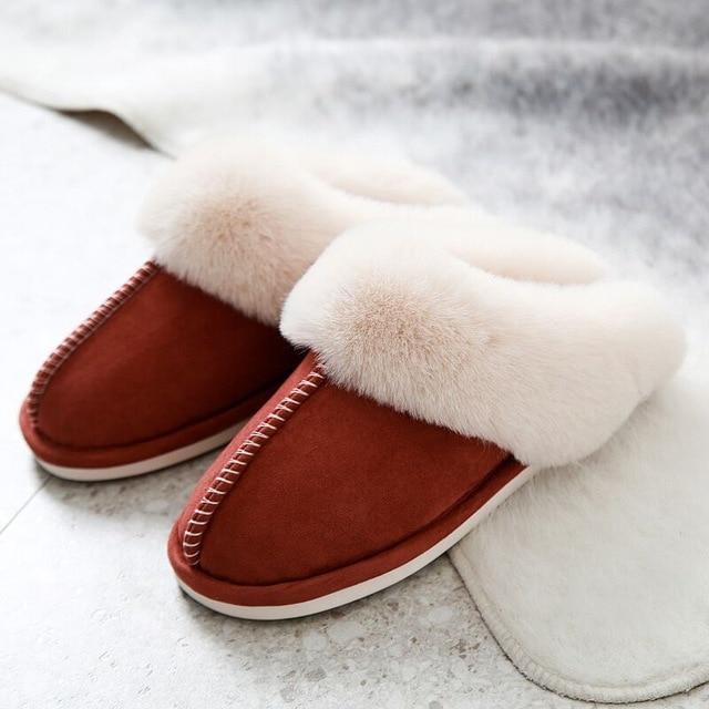 Weiche Plüsch-Schuhe zum Hineinschlüpfen